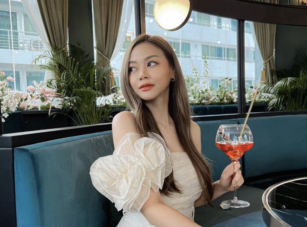 Chinese Dating Sites — Meet Singles from China