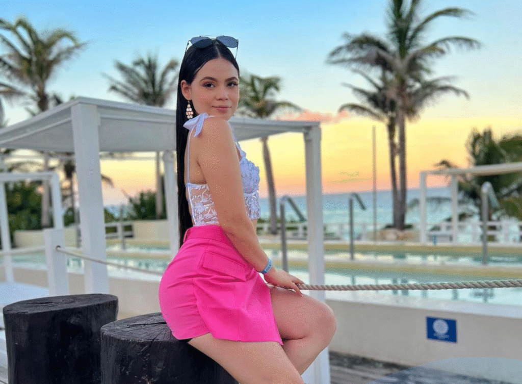 Colombian Dating Sites — Connect with Colombian Singles